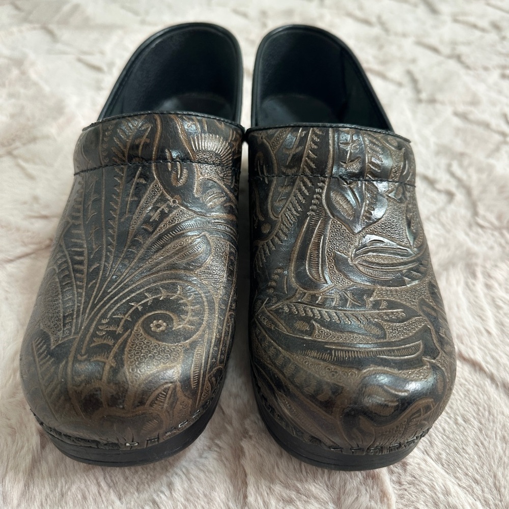 Dansko Intricate Black and Brown Slip-Ons